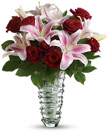Teleflora's Melt My Heart Bouquet